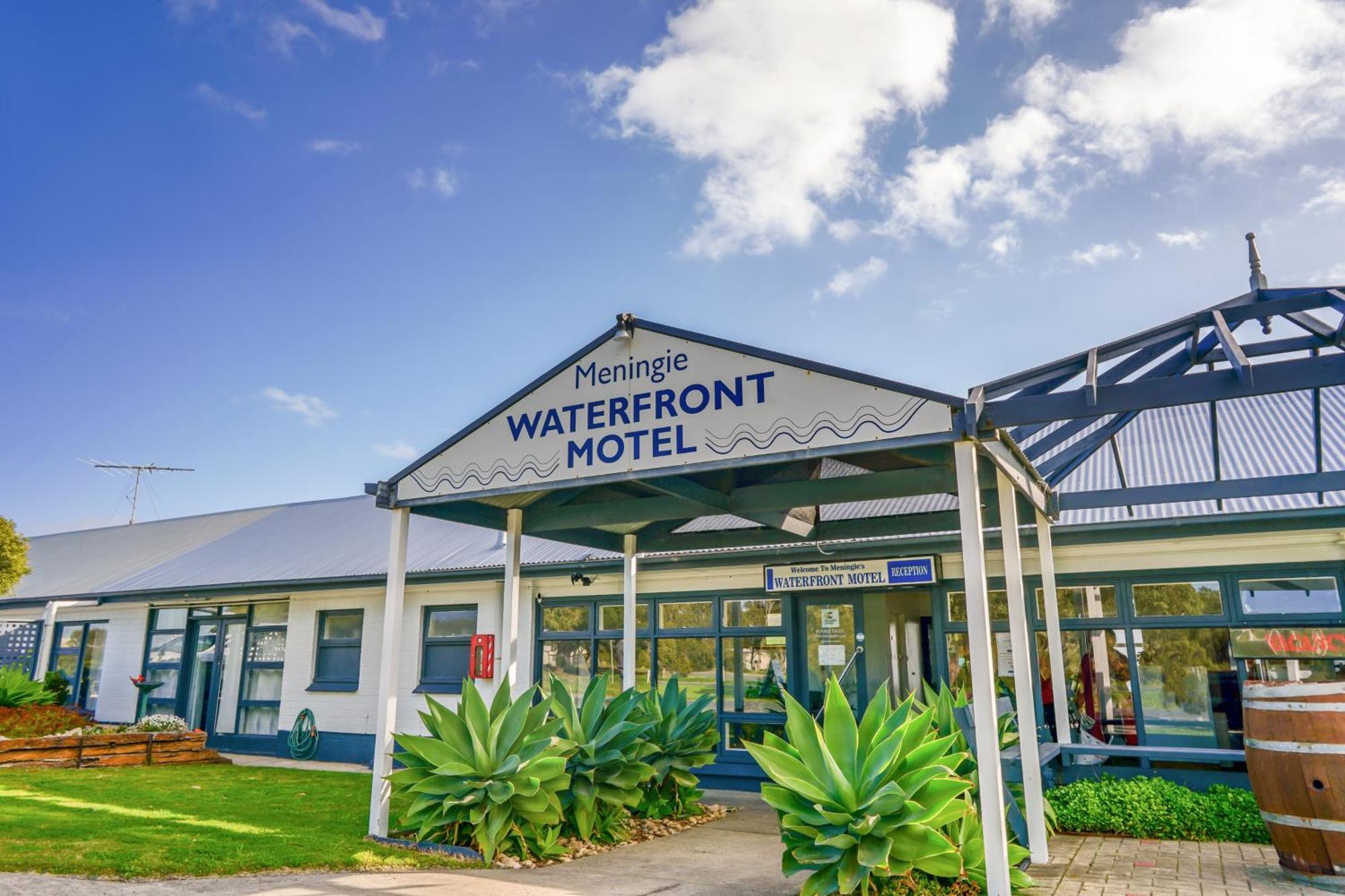 Meningie Waterfront Motel ภายนอก รูปภาพ